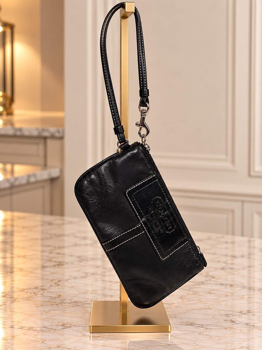 Vintage Coach Black Leather Wristlet Clutch Purse Classic Logo Minimalist